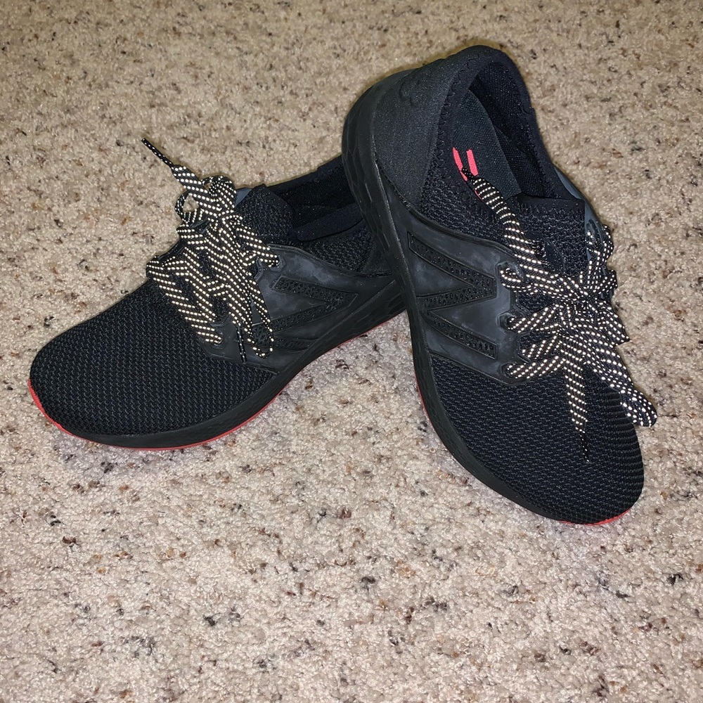 Black and Red New Balance Tennis Shoes